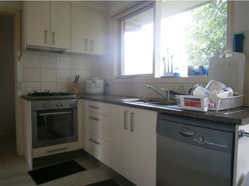 2/15 Crown Street, Glen Waverley VIC 3150