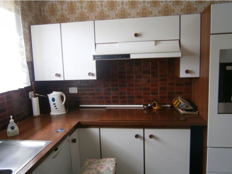 2 Pippin Avenue, Glen Waverley VIC 3150