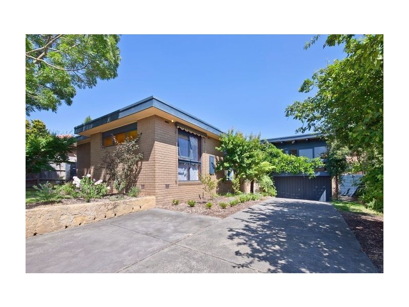 37 Highvale Road, Glen Waverley VIC 3150