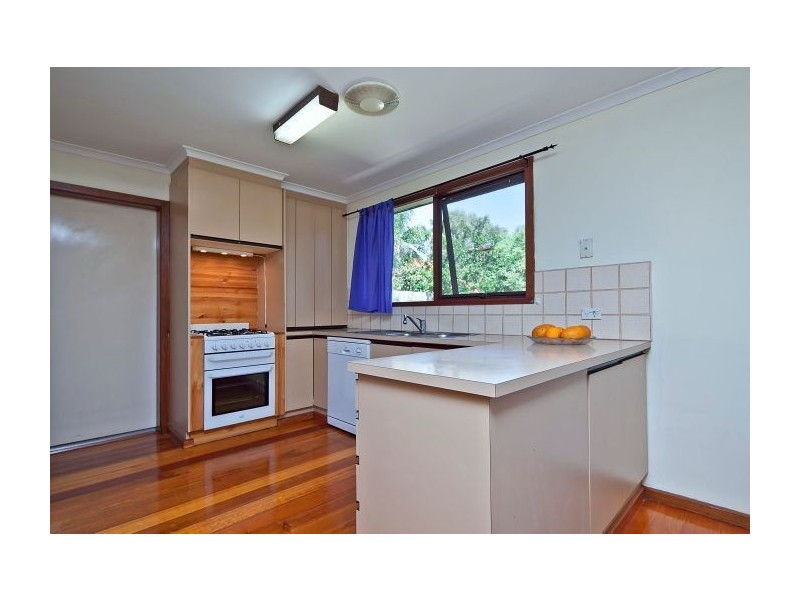 37 Highvale Road, Glen Waverley VIC 3150