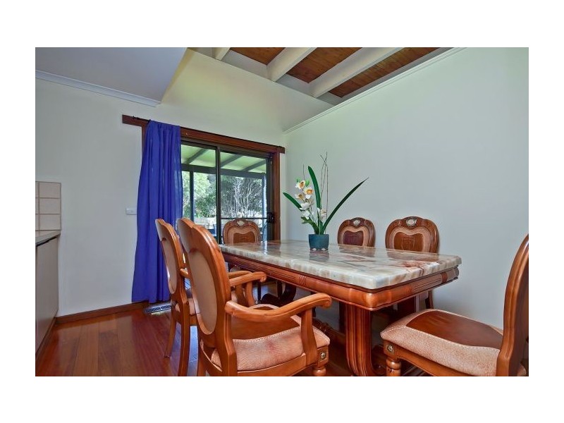 37 Highvale Road, Glen Waverley VIC 3150