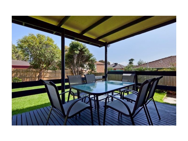 37 Highvale Road, Glen Waverley VIC 3150