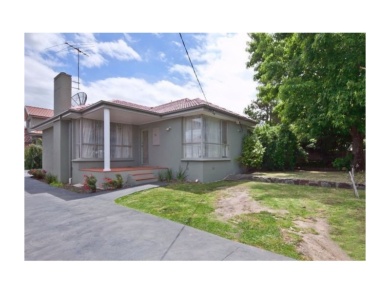 1/3 Juniper Avenue, Glen Waverley VIC 3150
