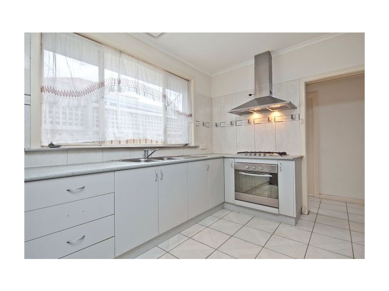1/3 Juniper Avenue, Glen Waverley VIC 3150