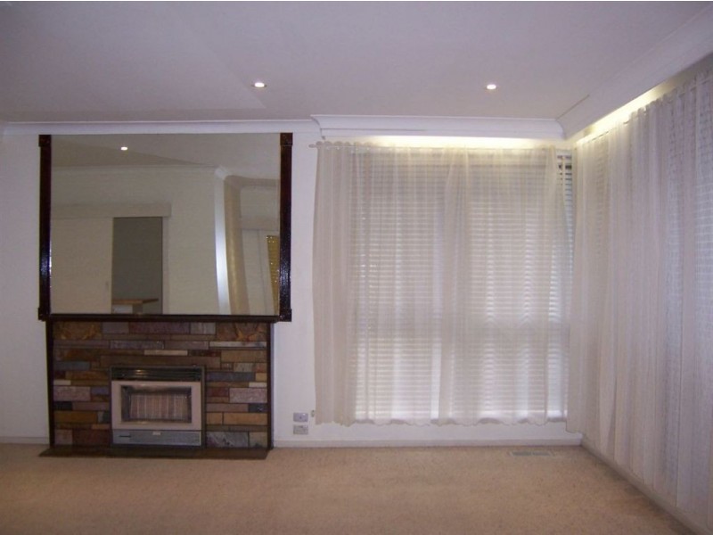 40 Honeysuckle Avenue, Wheelers Hill VIC 3150