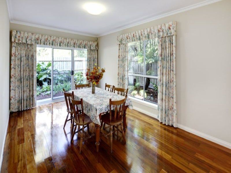 2 Knightsbridge Court, Glen Waverley VIC 3150
