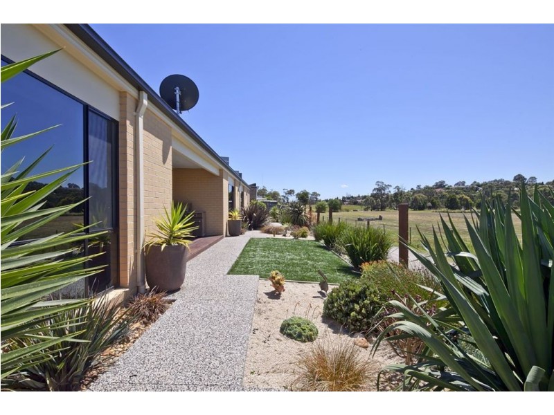 21 Royal Oak Court, Mulgrave VIC 3170