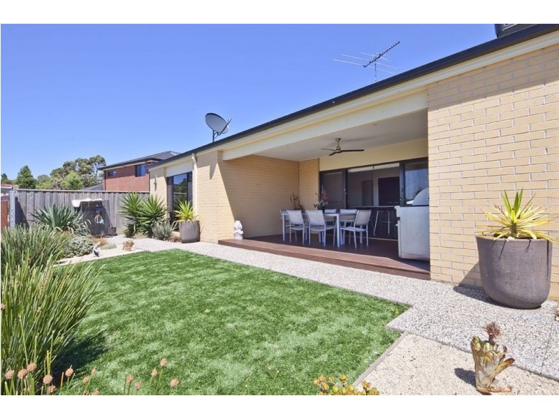 21 Royal Oak Court, Mulgrave VIC 3170
