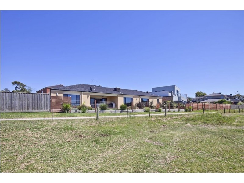 21 Royal Oak Court, Mulgrave VIC 3170
