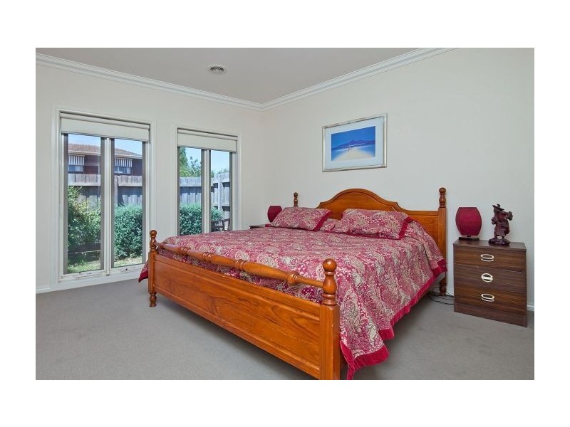 2/2 Kuebler Street, Glen Waverley VIC 3150