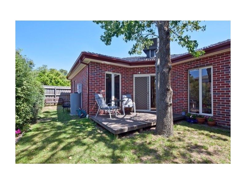 2/2 Kuebler Street, Glen Waverley VIC 3150