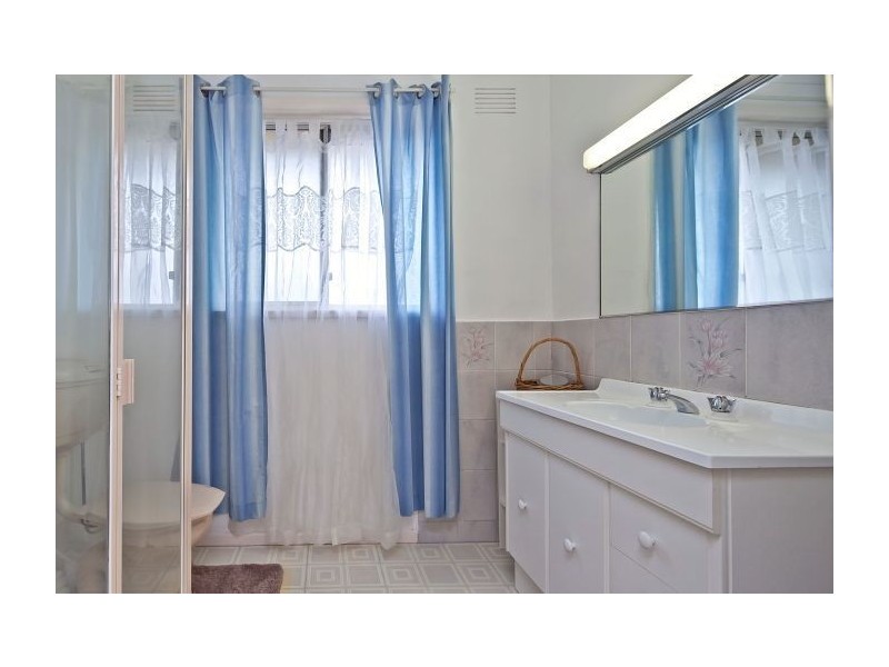 31 Kooringa Crescent, Wheelers Hill VIC 3150