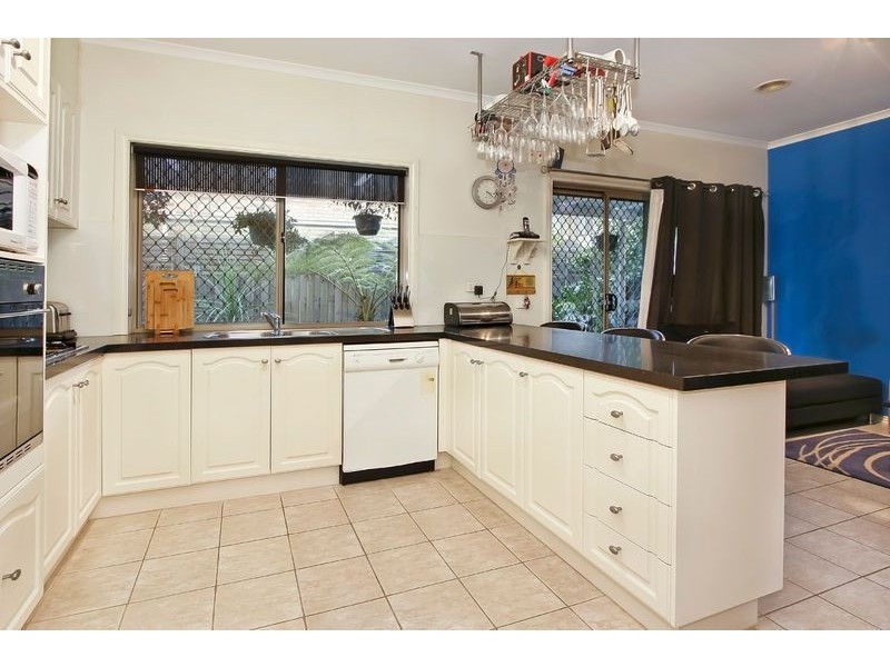 7 The Rise, Glen Waverley VIC 3150