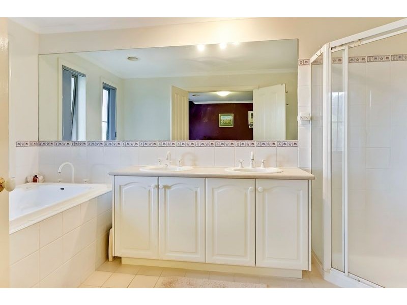 7 The Rise, Glen Waverley VIC 3150