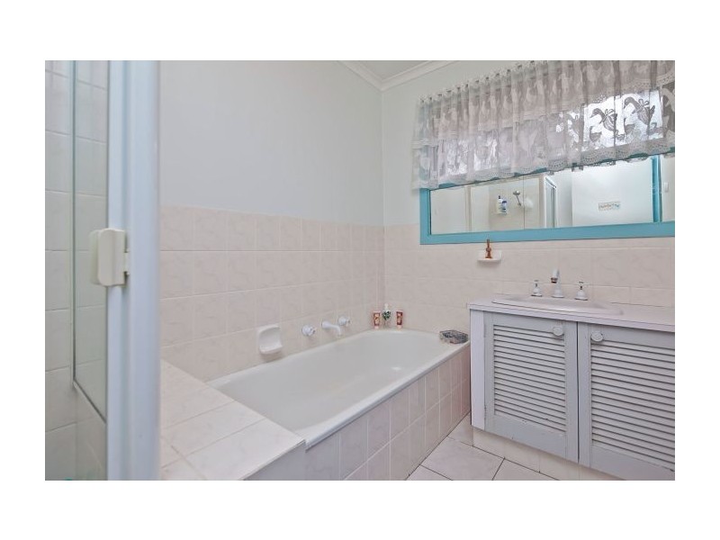 1 Nicholas Aveune, Glen Waverley VIC 3150