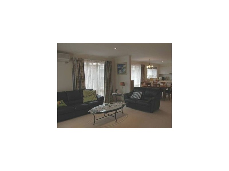 2/10 Janice Road, Glen Waverley VIC 3150