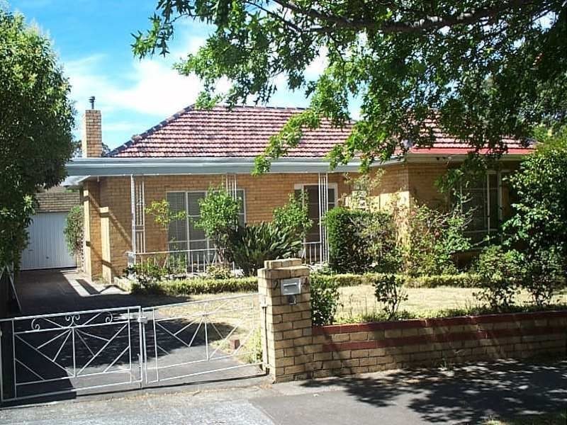 24 Laughlin Avenue, Nunawading VIC 3131