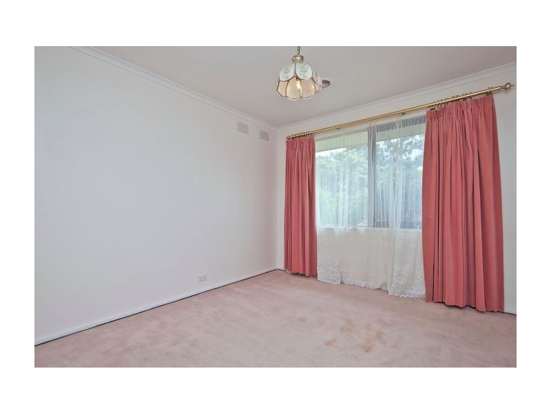 26 Landsdale Crescent, Wantirna South VIC 3152