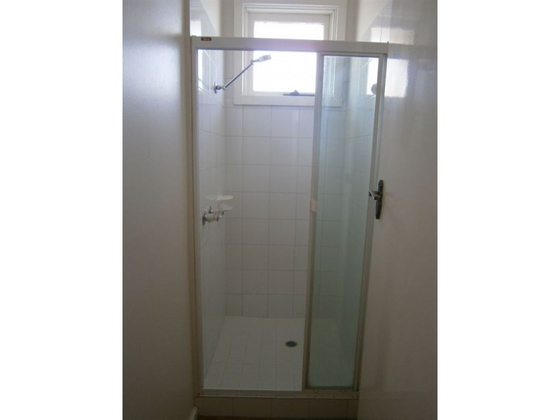 8 Regina Street, Wheelers Hill VIC 3150