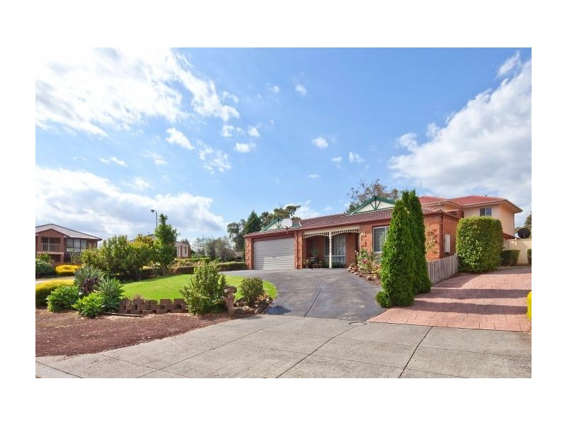 1 Alexandra Court, Knoxfield VIC 3180