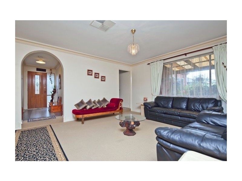1 Alexandra Court, Knoxfield VIC 3180