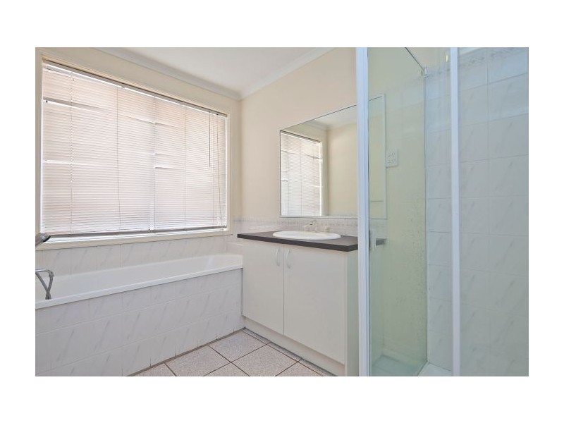 1 Alexandra Court, Knoxfield VIC 3180
