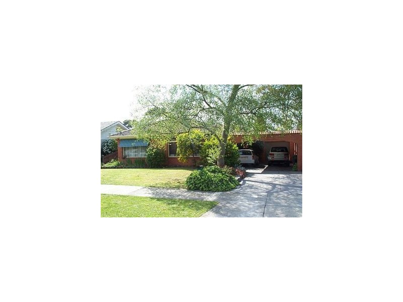 16 Plymouth Street, Glen Waverley VIC 3150