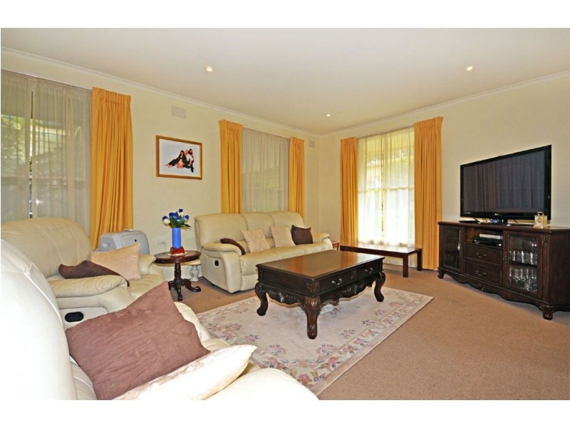 46 Strickland Drive, Wheelers Hill VIC 3150