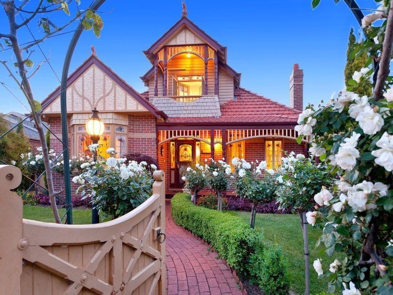 18 College Court, Glen Waverley VIC 3150