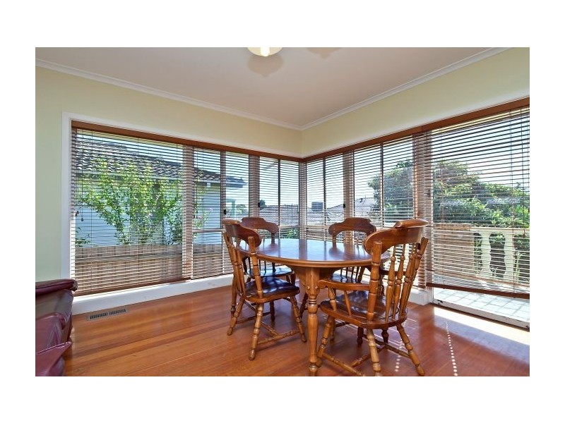 14 Crestmont Drive, Glen Waverley VIC 3150