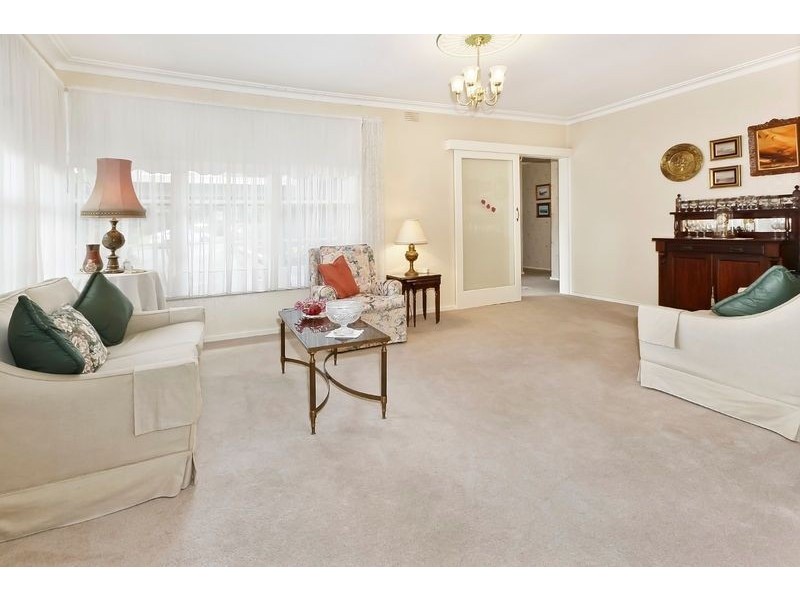 2 Jennifer Court, Mount Waverley VIC 3149