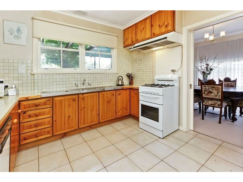 2 Jennifer Court, Mount Waverley VIC 3149