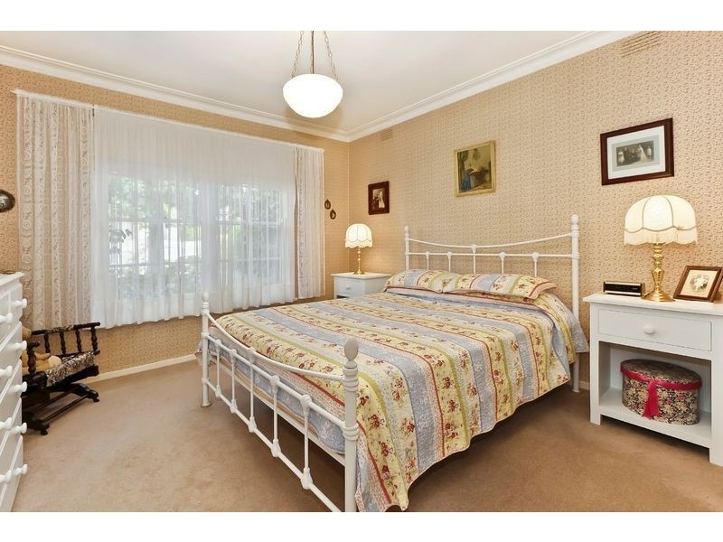 2 Jennifer Court, Mount Waverley VIC 3149