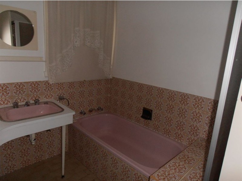 22 Lebanon Crescent, Mulgrave VIC 3170