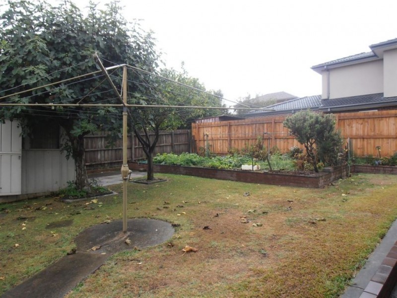 22 Lebanon Crescent, Mulgrave VIC 3170