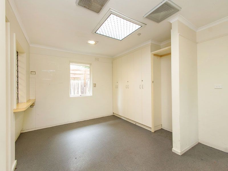 43 Camelot Drive, Glen Waverley VIC 3150