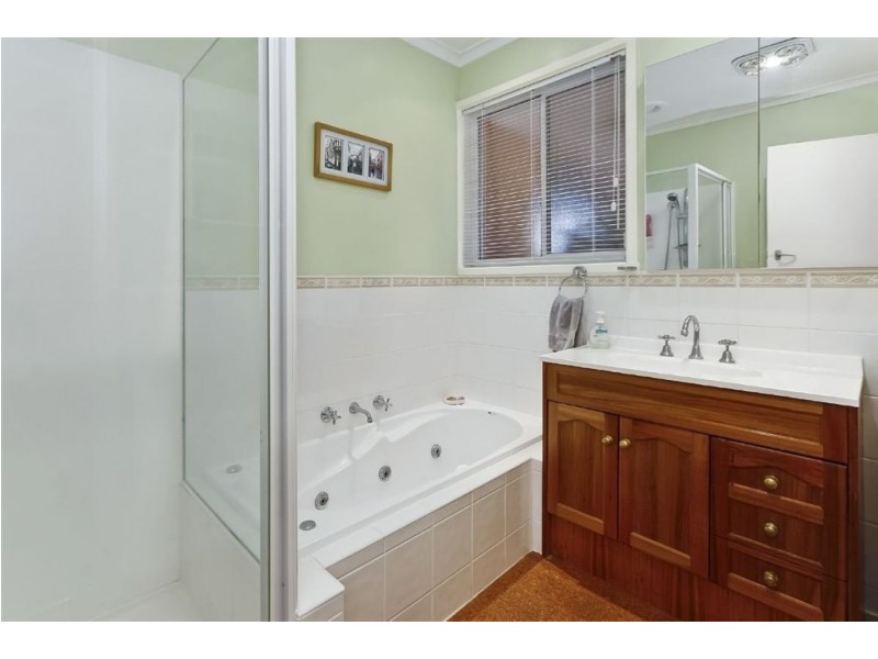 44 Mackie Road, Mulgrave VIC 3170