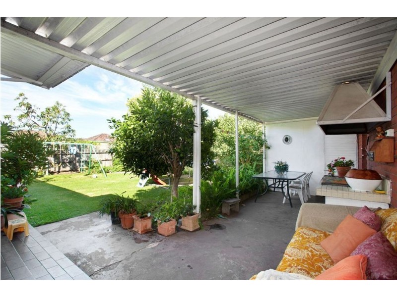 27 Delmore Crescent, Glen Waverley VIC 3150