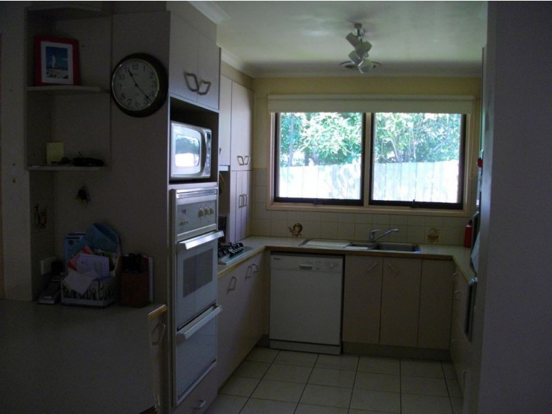 6 Cowrie street, Glen Waverley VIC 3150