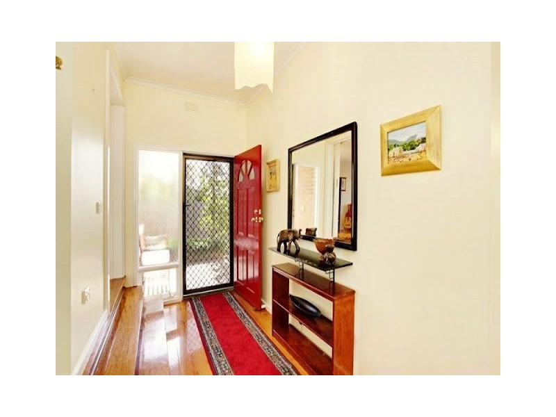 1 Agnes Court, Glen Waverley VIC 3150