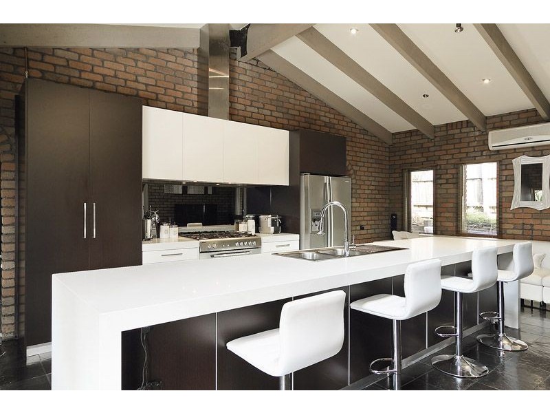 897 Waverley Road, Glen Waverley VIC 3150