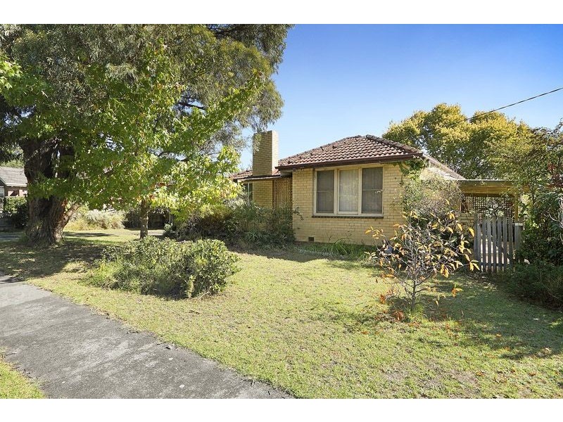 3 Kerrie Road, Glen Waverley VIC 3150