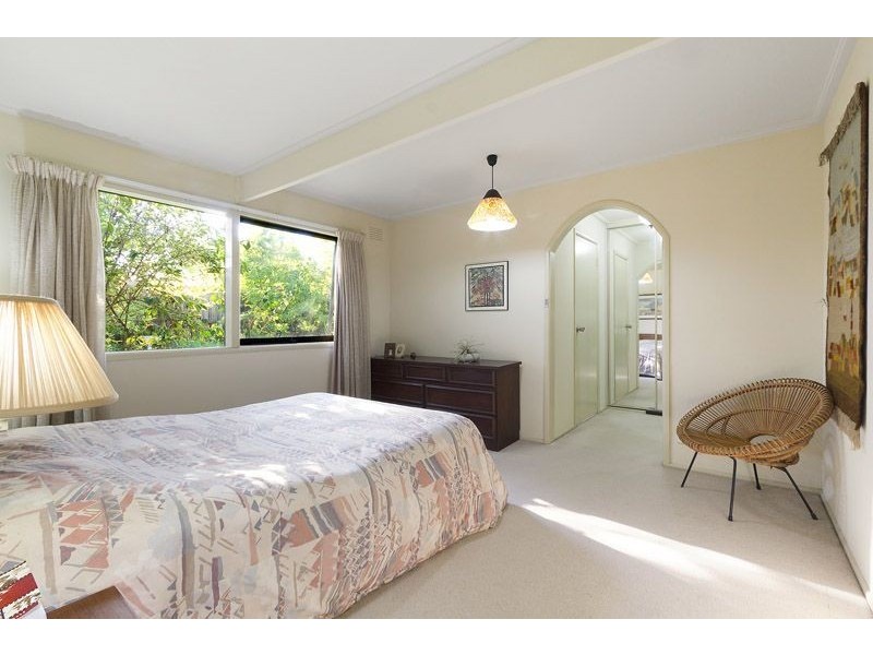 5 Blue Hills Avenue, Mount Waverley VIC 3149