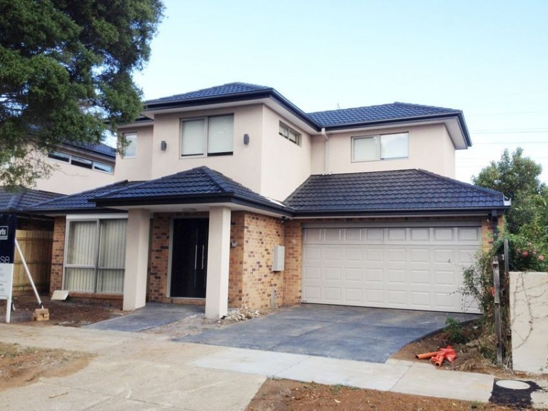 2/1 Cardiff Court, Glen Waverley VIC 3150