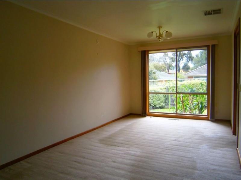 25 Box Avenue, Forest Hill VIC 3131