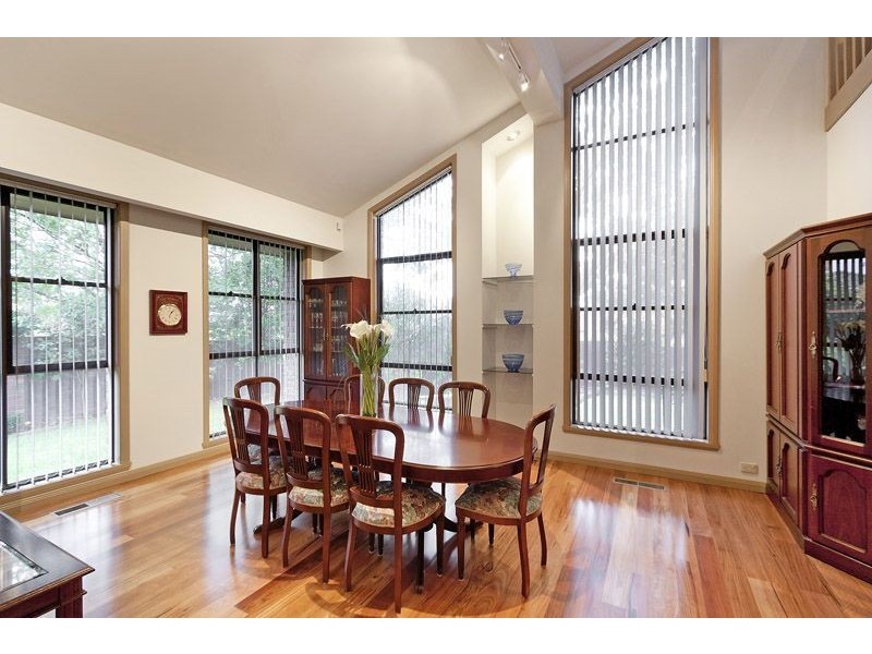 14 Sara Drive, Wheelers Hill VIC 3150