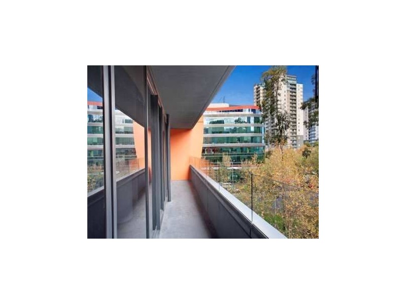 44/8 Cook Street, Southbank VIC 3006