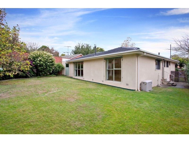 39 Samada Street, Notting Hill VIC 3168
