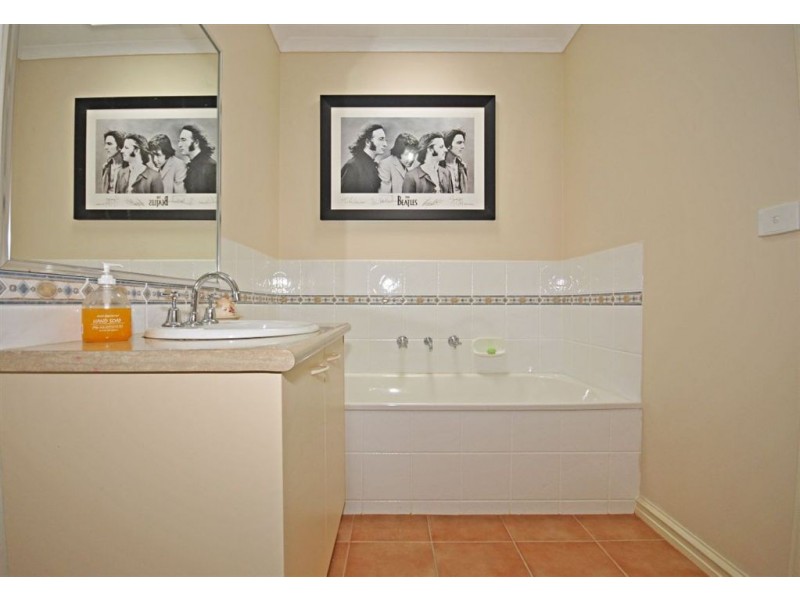 56 Sesame Street, Mount Waverley VIC 3149