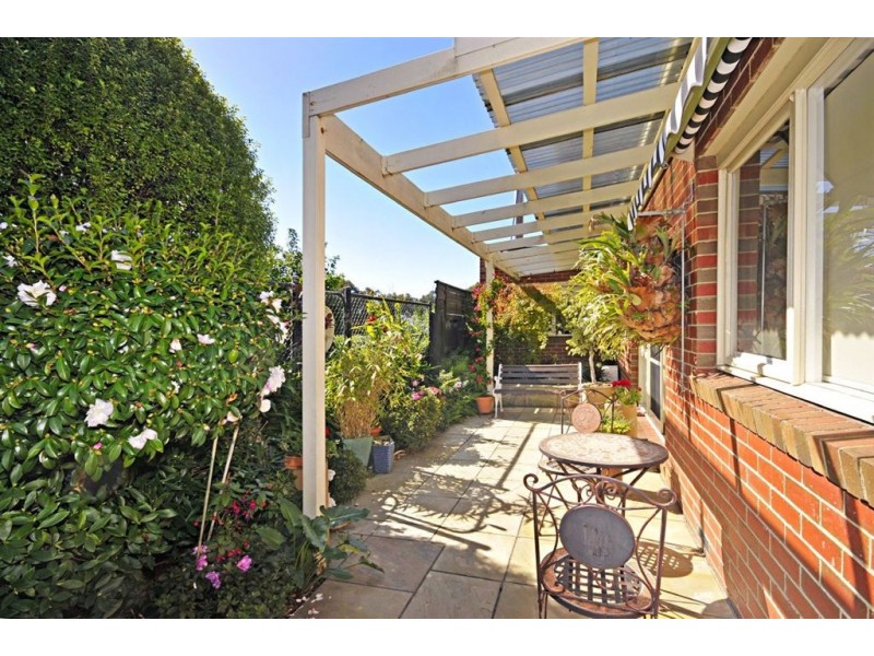 10 Henley Avenue, Vermont South VIC 3133